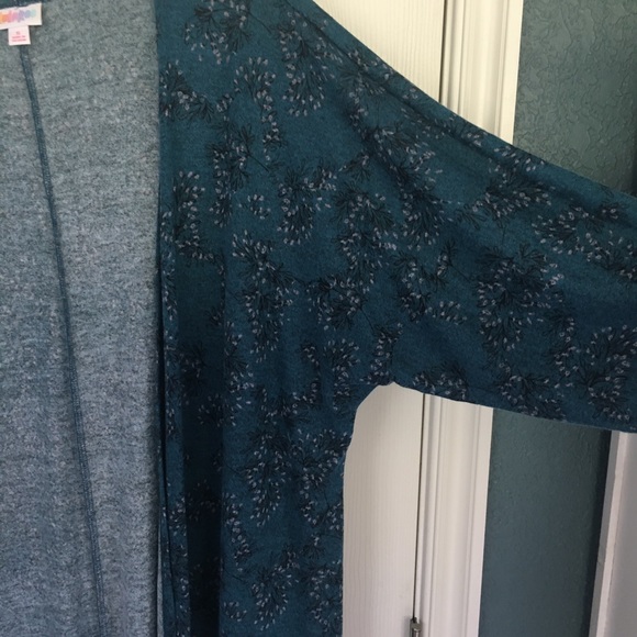 Lularoe Lindsey size small - Picture 2 of 5